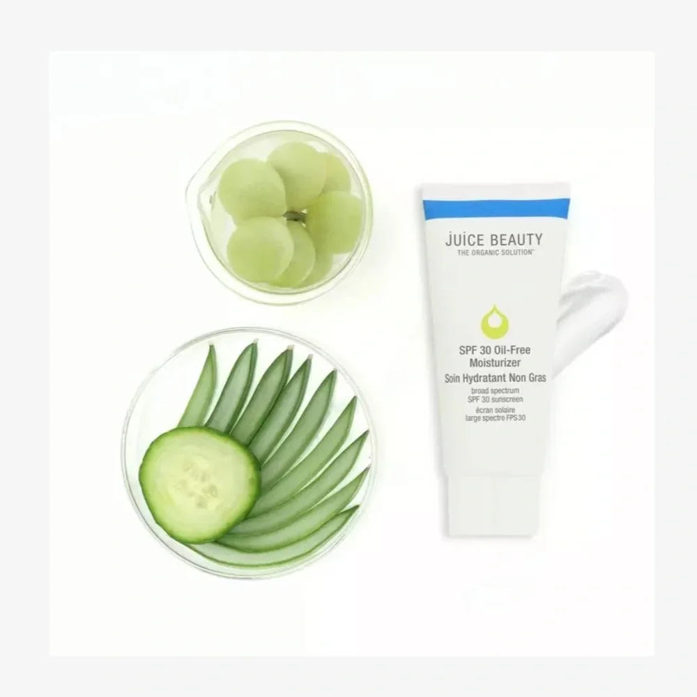 JUICE BEAUTY SPF 30 Oil-Free Moisturizer 2oz $32